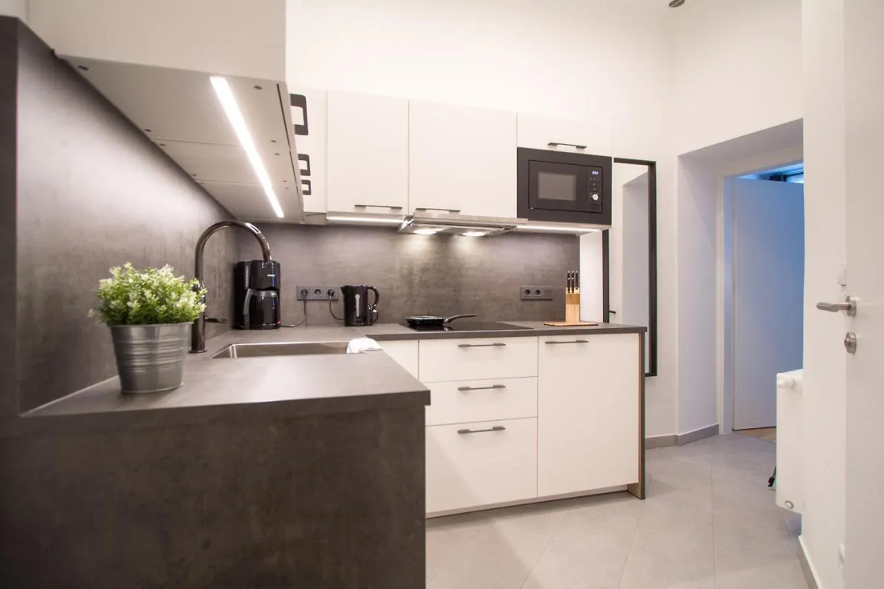 Apartment Familienplatz I Contactless Check-In Viena Austria