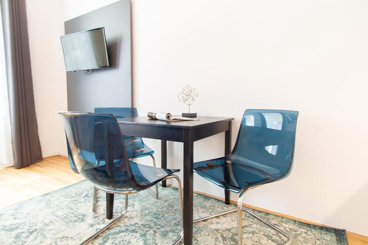 Apartment Familienplatz I Contactless Check-In Viena Austria