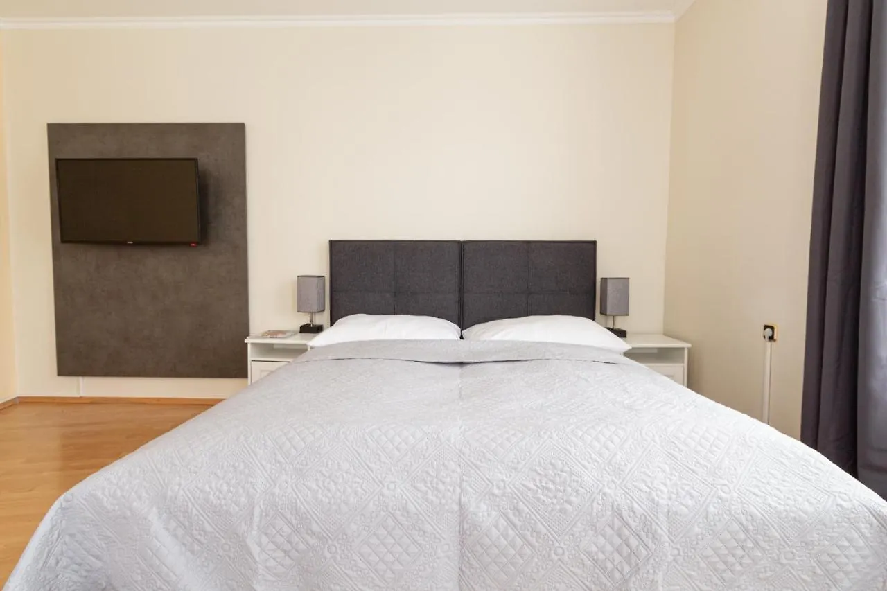 Apartment Familienplatz I Contactless Check-In Viena