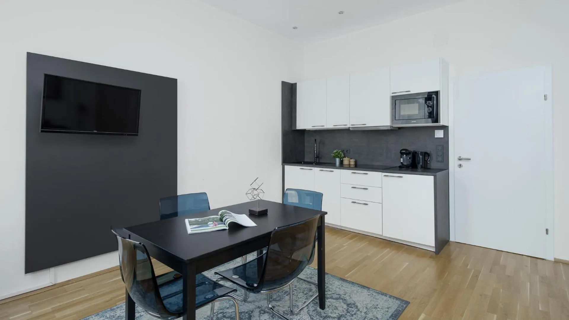 Apartment Familienplatz I Contactless Check-In Viena 0*,  Austria