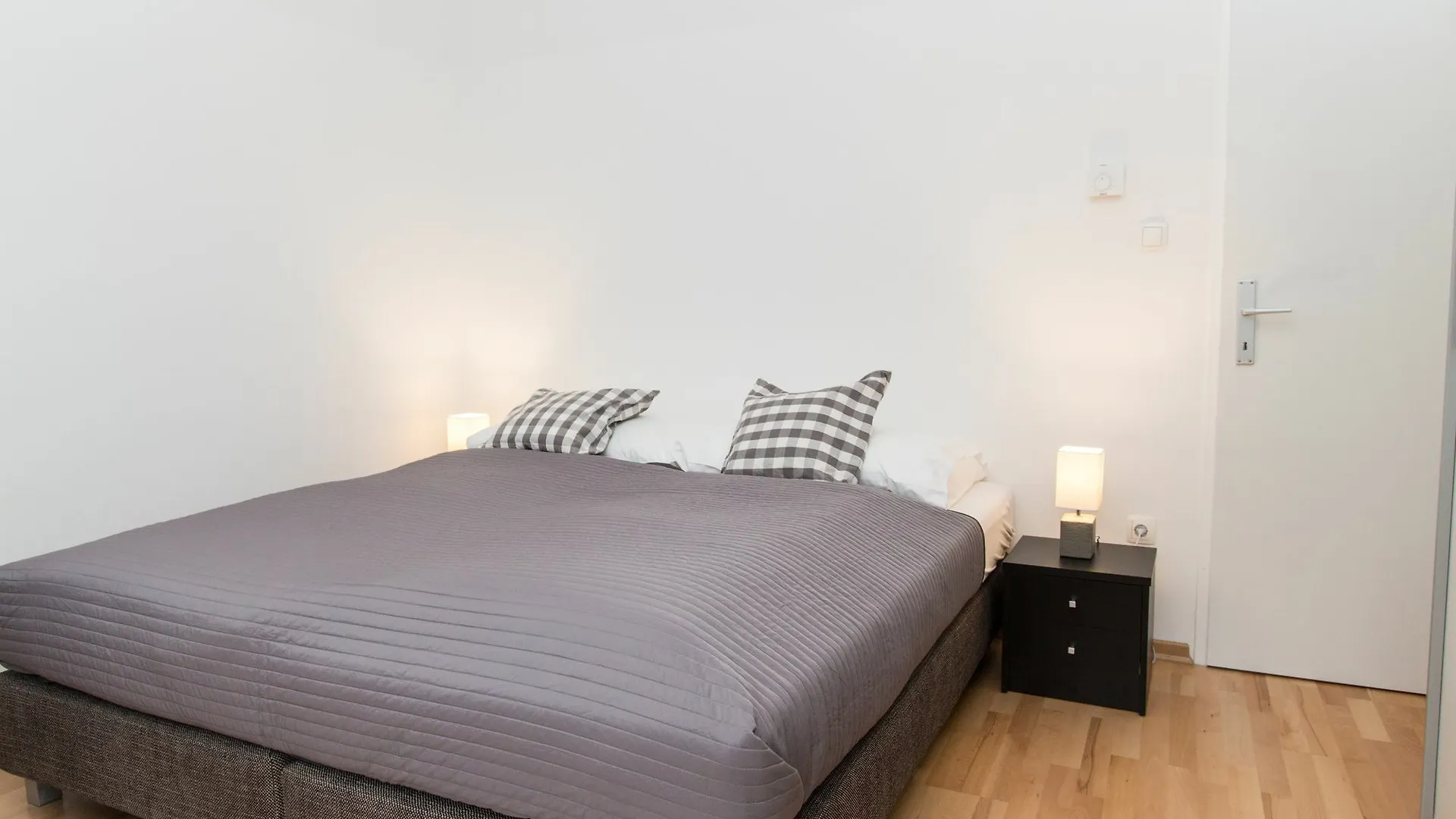 Apartment Familienplatz I Contactless Check-In Viena