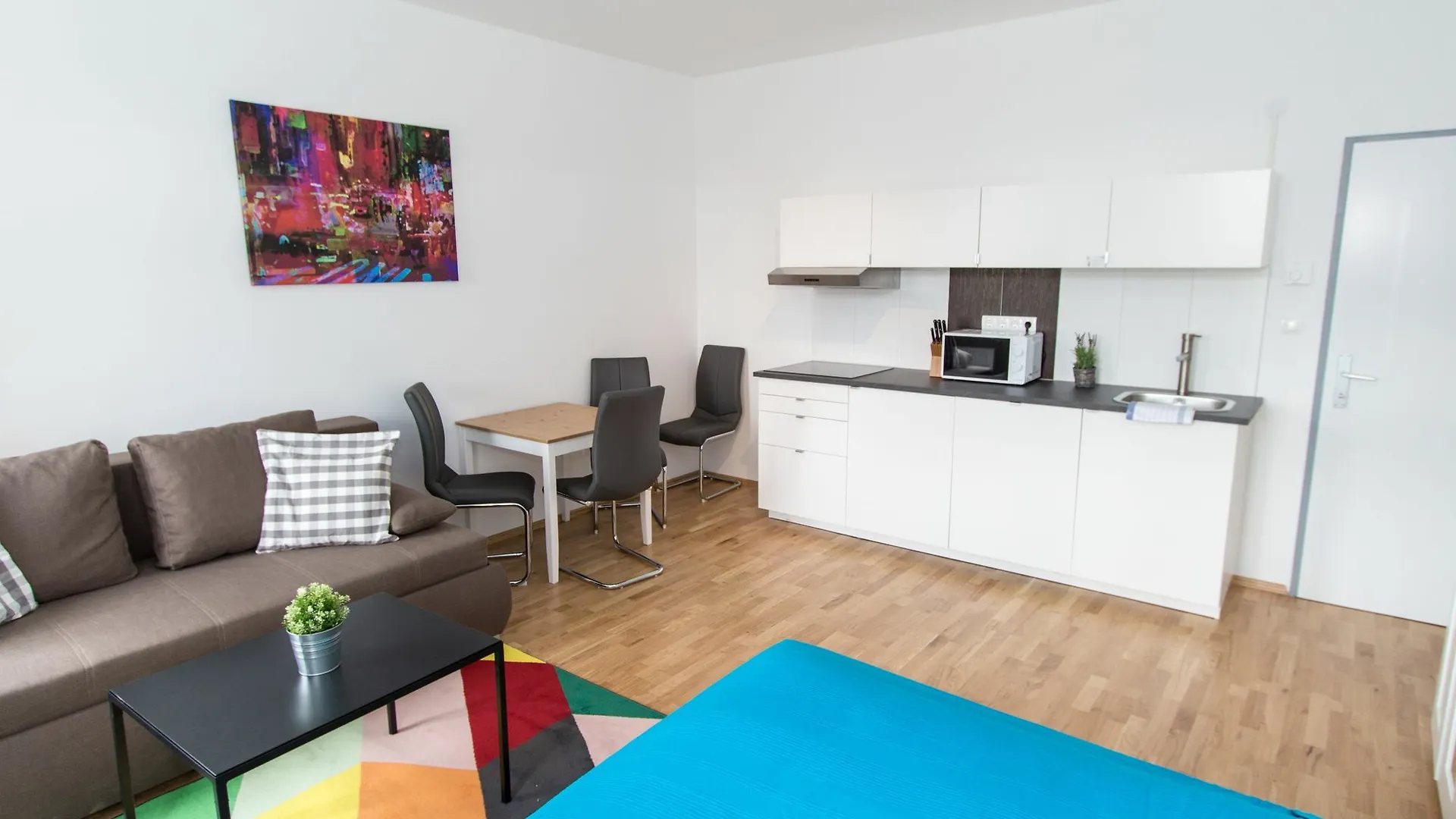 Apartment Familienplatz I Contactless Check-In Viena Austria