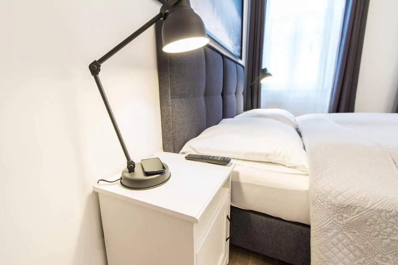 Apartment Familienplatz I Contactless Check-In Viena Austria